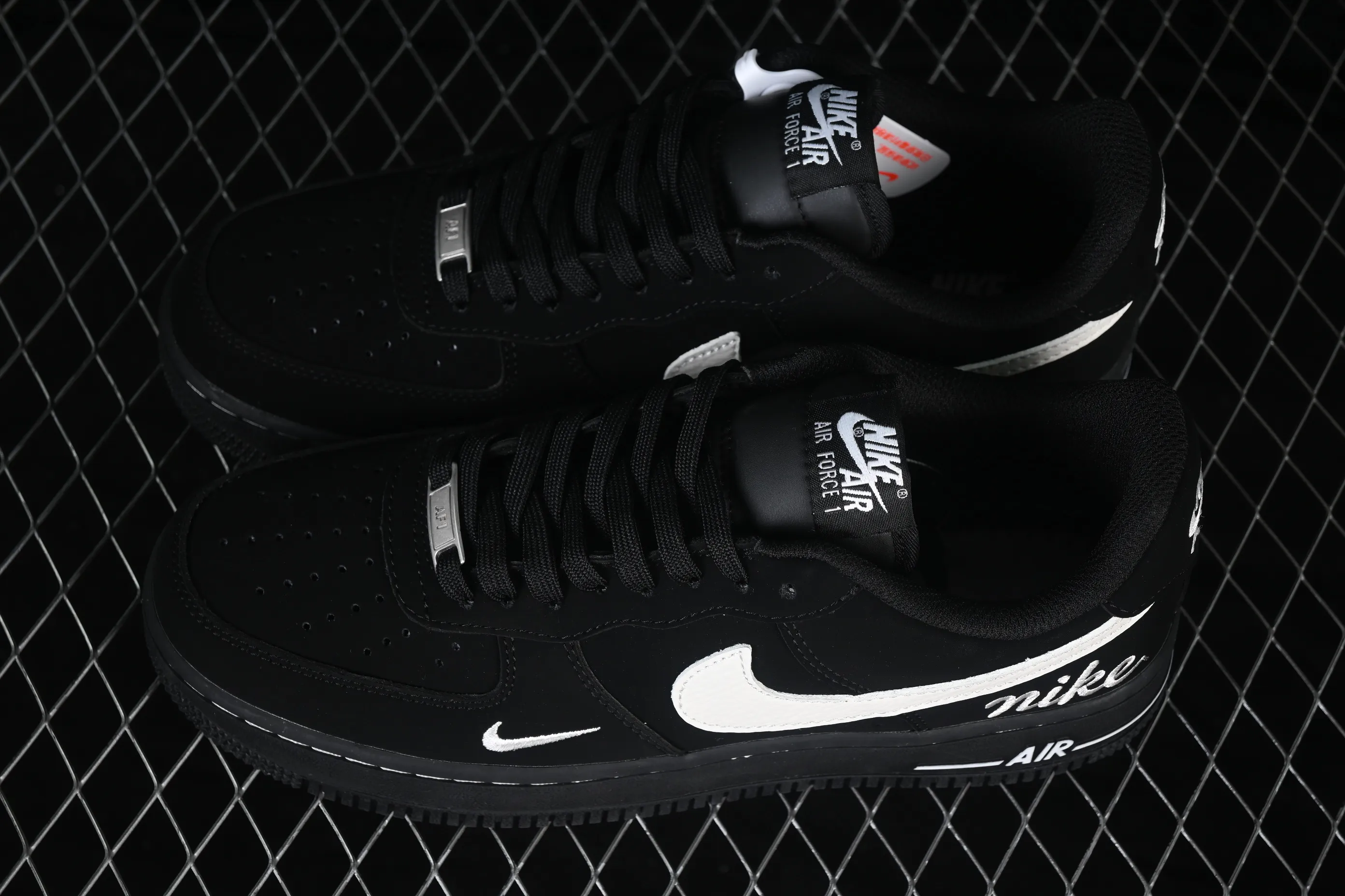 All Categories Nk Air Force 1 Air Force Series Nk Air Force 1 Low Air Force Low Nike Air Force 1'07 Low Black Suede Warrior Air Force One Low Casual Shoes NH0601-547